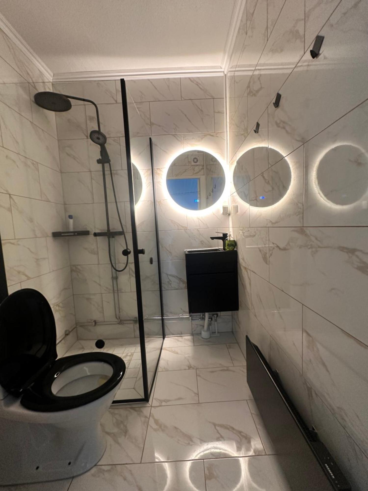 Luxury 2 Rooms Residence At The Heart Of Borås Exterior foto